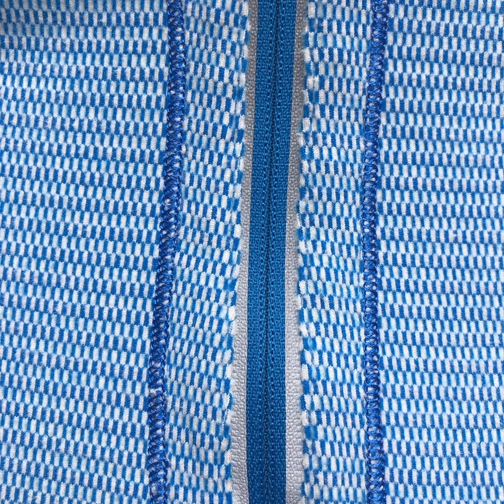 Lululemon pull over - Picture 4 of 5